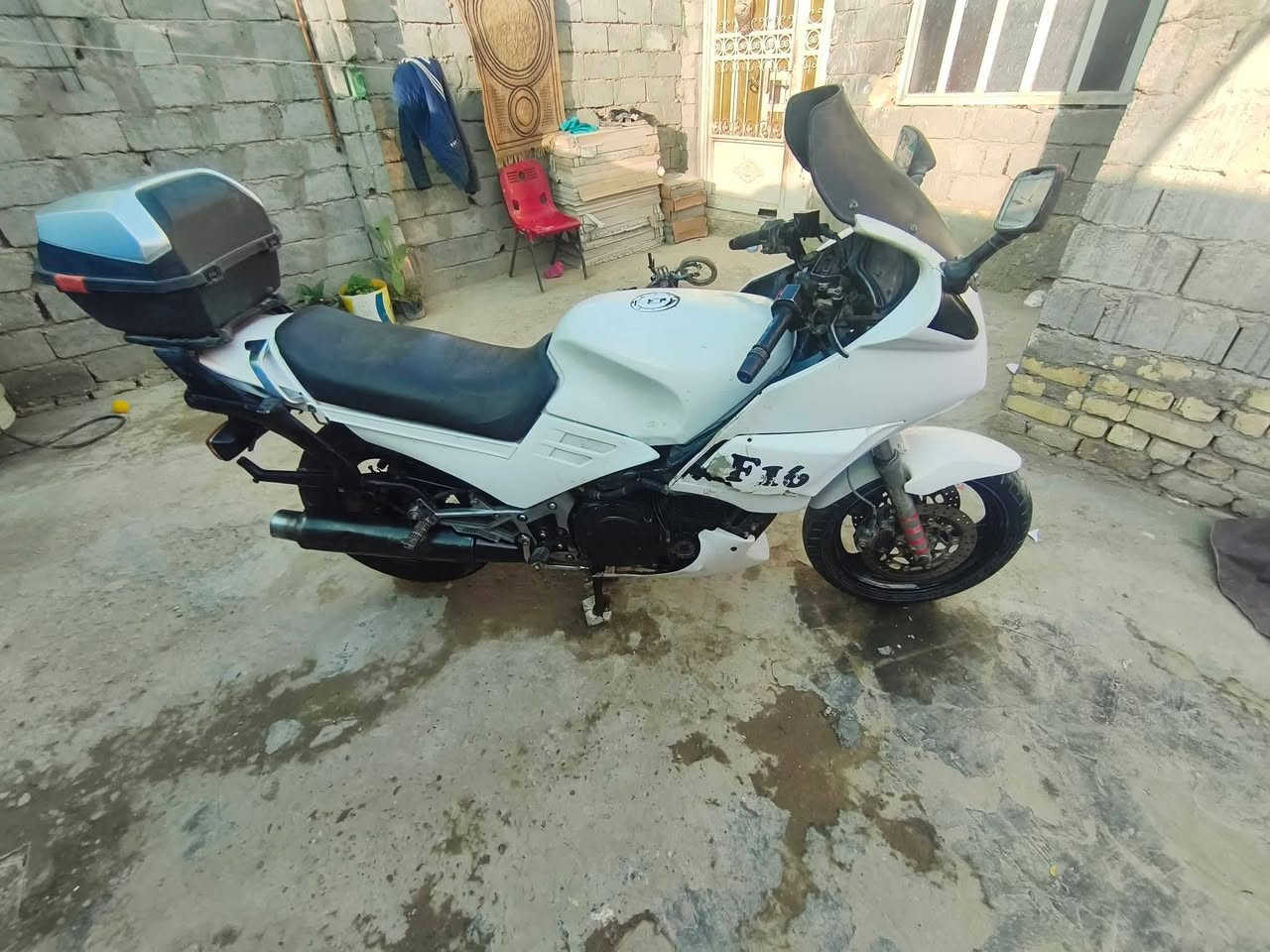 ياماها مروري حجم المكينه1200 للبيع  محرك شغال دراجة كهربائيات كله جاهزه محرك لاتنقيص لاتبخير السعر  1،250وبيه مجال لشراي مكانه حله قضاء القاسم ***********
