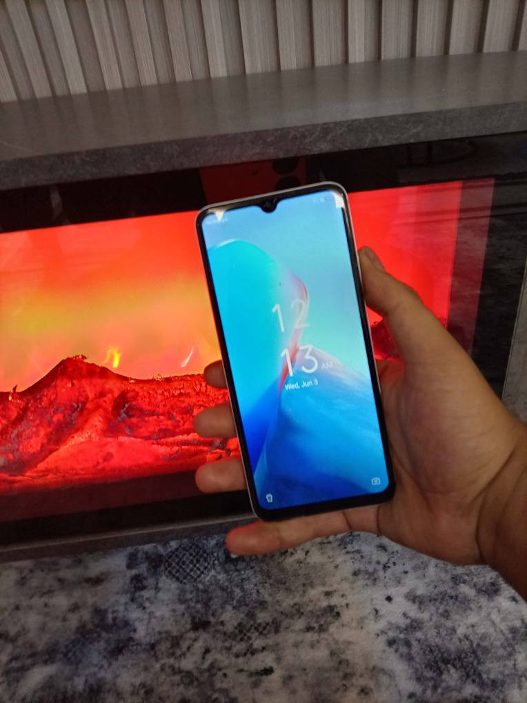infnix smart 7 HD 
تەنها شاشەی گۆراوە بە بیلادی...!
کەڤەر و درع و شەحن لەگەلیتی👌🏿
هەموو گیانی ئیش دەکات بۆ پاتری وەحشە   5هەزارە
2سیمکارت  پاک و بێ کێشەیە  پەنجەمۆرە  کامێرەیەکی ساف و جوانی هەیە سەوتی داخلی وخاریجی خۆشە  رام4  64 گێگا شەکل و خاو بون و گەرم بونی نیە  لەهەولێرم 90هەزار معامەلە  رەقەم وەتس ئەپ (***********) أربيل, العراق
