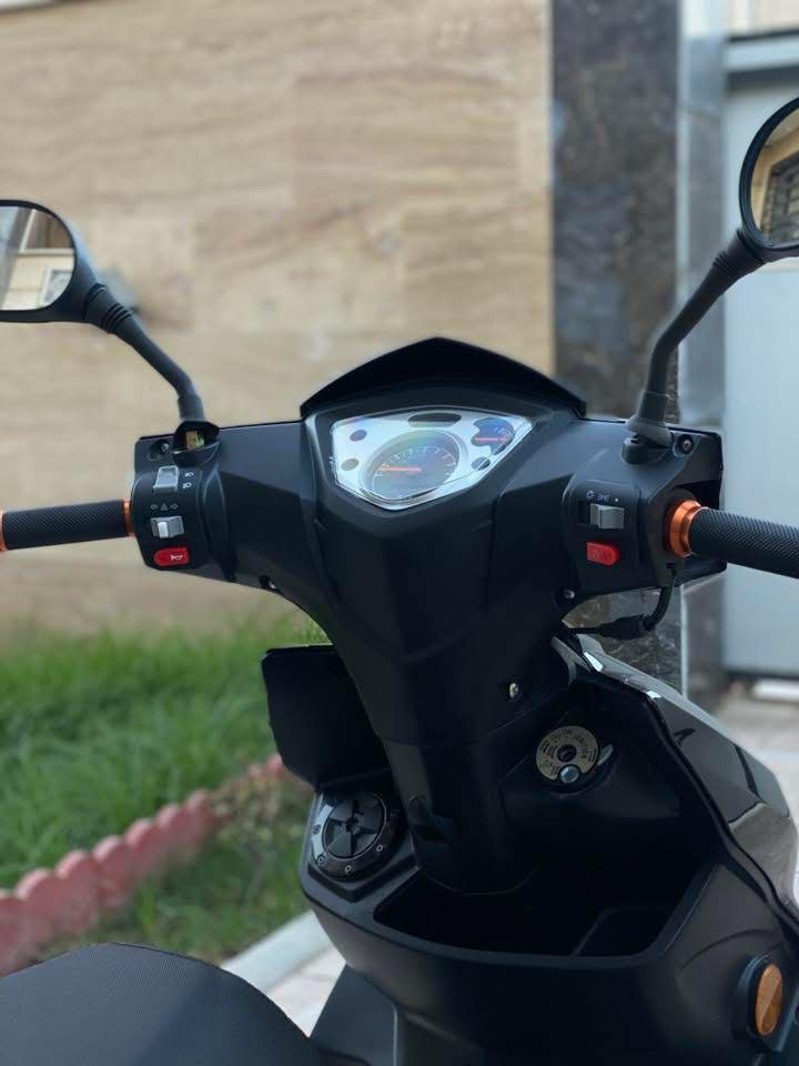 السلام عليكم دراجه اوتو جديده ما ماشيه هواي نظيفه كلش السعر ٥٨٠ وبيها مجال بسيط  ***********
