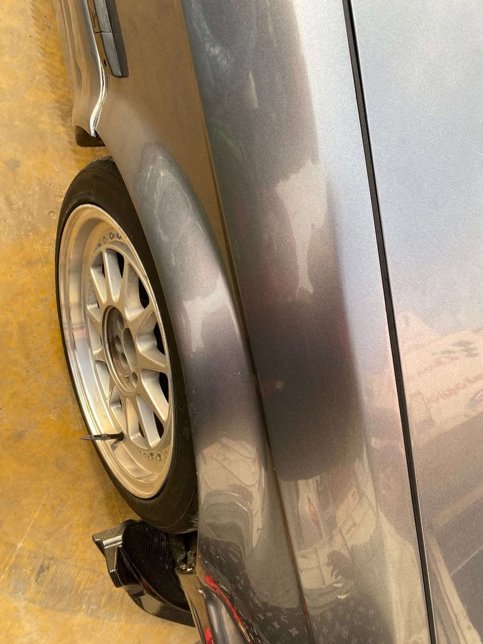 سلام عليكم بيم زعره مديل 1990 مكينه 25مسكر فانوس سياره كشرهه يخبل مابيه فقض بس صونده مال بور يحتاجلهه وترتيب الداخل لونه ابيض يردله تبديل سياره 123بطناش رقم بغداد الجديد مروحه عاصفه بيهه نزلات جدد وفيت بم جديد سياره مال جناي ممتعويه تجي وشوفهه . بعينك مكاني بغداد زعفرانيه عراضهه ٤٥ وبيهه مجال رقم ***********
