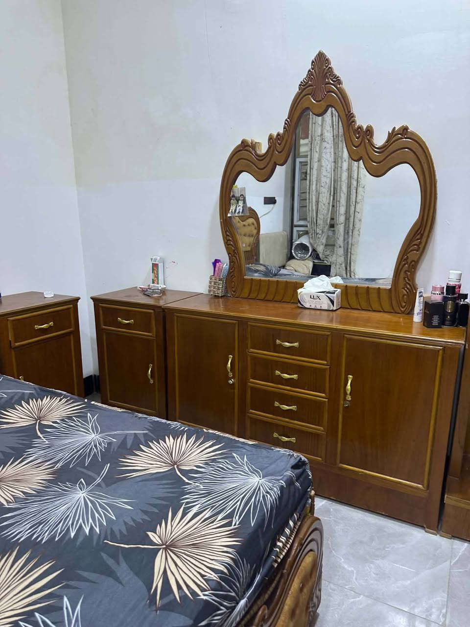 هاي لغرفه للبيع مليون وبيهه مجال حطاطه لجربايه نظامً خزانه ومن داخل  وخارج صاج ٩٠٠قفله الي يريدها خاص


**إذا كنت صاحب هذا الإعلان وتريد حذفه لأي سبب، رجاءا أرسل رسالة إلى الدعم الفني**