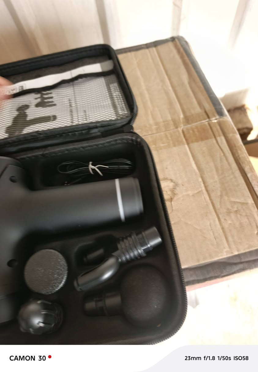 جهاز مساج اصلي سلفر كريست بطاريه عاطله يتبدله ابيعه فحم موجود كميه  بسعر مناسب جديد لوك من الخزن ماتت البطاريه ***********
