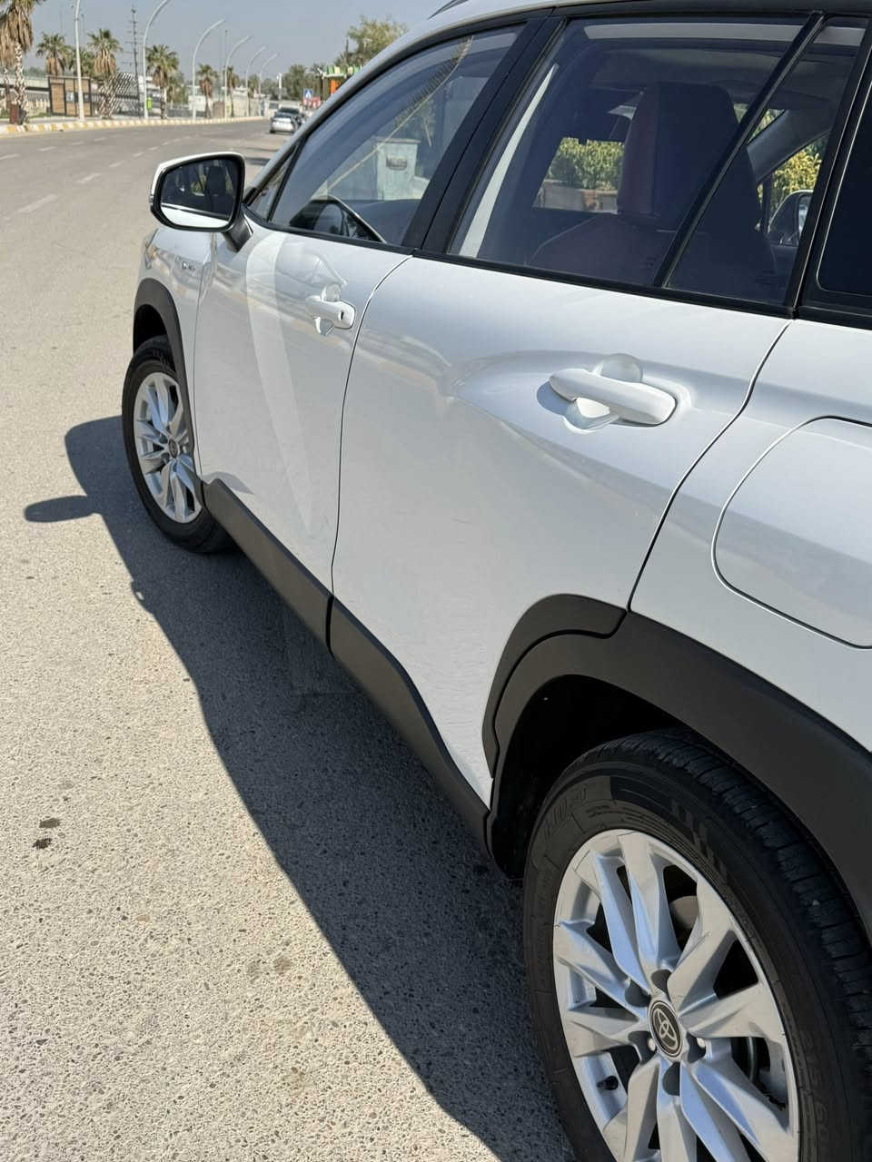 السلام عليكم
كورله كروز موديل 2024 رقم بغداد باسمي بيها بارد بل باب مال صدر  و شويه بارد. بل صندوك فقط 

ماشيه 71 الف فول مواصفات 

فتحه 

بصمه 

شاشه 

تبريد شاشه

قطعتين تبريد 

كراسي جلد 

كراسي كهرباء

تخم تاير جديد 

4 كامرات 360 درجه 

ابل كار بلي واندرويد اوتو 

حمالات بل قماره 

رادار قياده

اوتو بريك 

168 وبيها مجال بسيط 

***********
