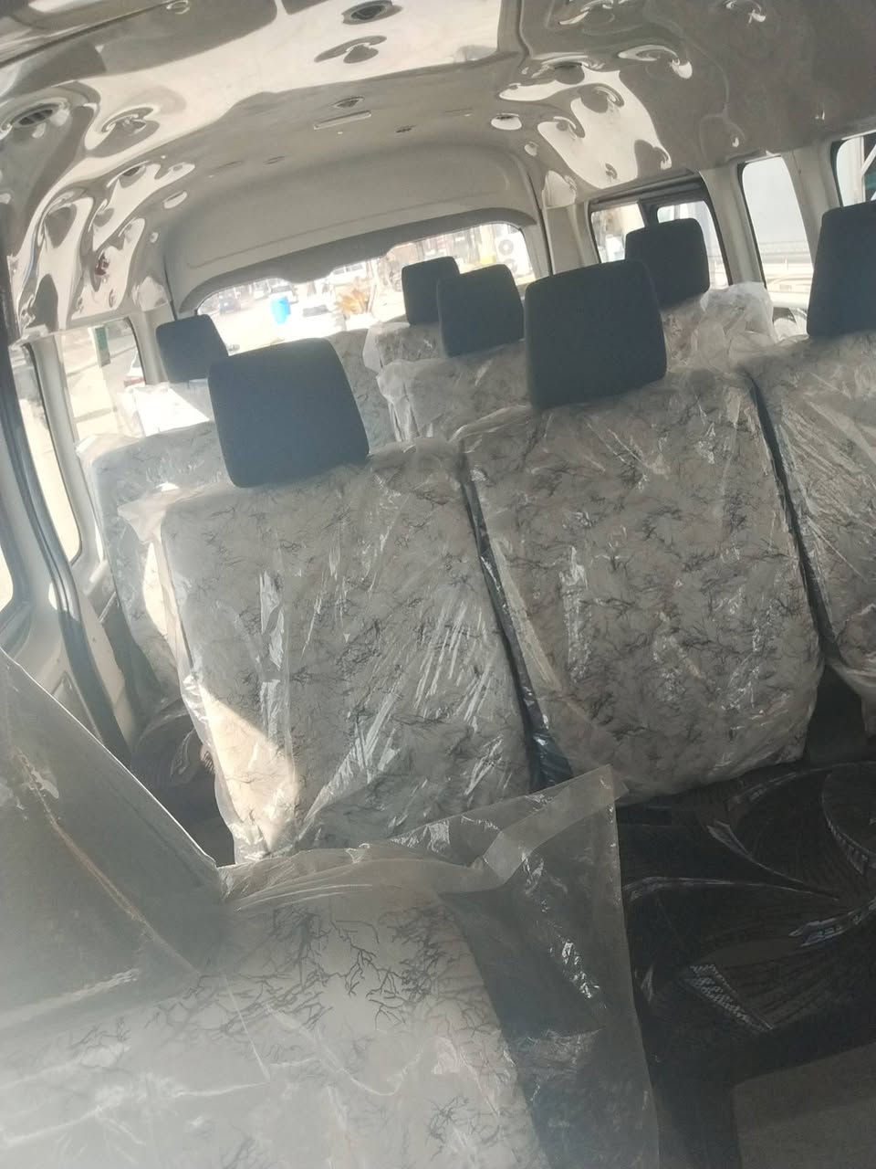 سلام عليكم هايس موديل 23 نص فول كير عادي رقم شمالي سعر 380 ***********
