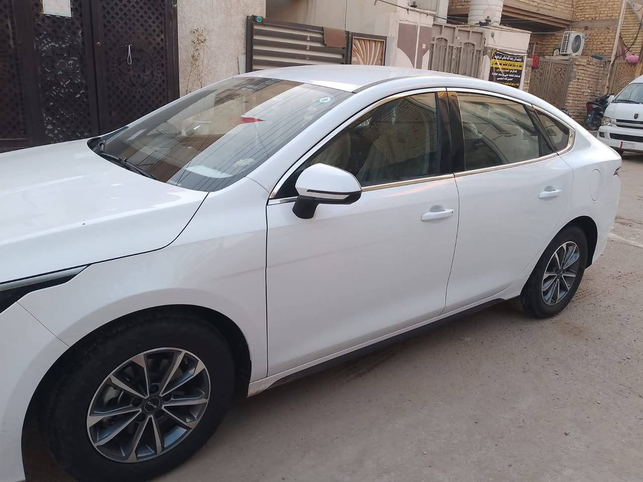 سياره BYD نوع دسترويل سياره بعدها جديده بوضع الشركه ماشيه أقل ال٨ آلاف سعرها 20500 وبيها مجال حك الجيه


**إذا كنت صاحب هذا الإعلان وتريد حذفه لأي سبب، رجاءا أرسل رسالة إلى الدعم الفني**