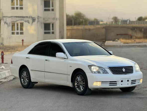 سةرةتا بةناوى خواى گةورة و ميهرةبان
بابةت crown براوة براوة 
رويال ساج مةلةكى سفر سفر 
سةيارةكة ريك  سفرة 
سپيرى دانةبةزيوة 
46km عقيقى روشتوة 
٣دوگمةى پةردة 
ئاوينة شةفت 
پيشو پشتى كةپس سفر سفر 
بى دةحم و ليدراو 
كامل جايز سةيارةكة تازة داخلة
بة تةحداوة شتى وا نةماوة لة بازار
خاليك. ،  چاليك. ،  شوختيك. ،ببينةوة بةدلى خوت پارة بببرة خالى پيوةنية سةيارةكة كامل جايز كراوة ريك شوشة  
بةتةواوى محناو كةليمة سفرة 
هةلميشى نية هةلم ماشالله 
شتى سفر ئاواية 
46km عقيقي روشتوة 
نرخ 53 گةلاو محامةلة 
ژم : ***********
ئةدمينى 🌹❤️
