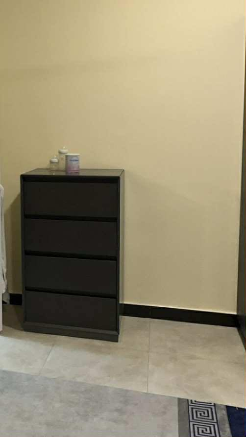 غرفة تركية جديدة 
عدد القطع 6   
استعمال اسبوع واحد فقط وبعدها سافرنه


**إذا كنت صاحب هذا الإعلان وتريد حذفه لأي سبب، رجاءا أرسل رسالة إلى الدعم الفني**