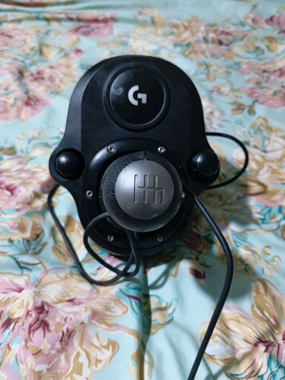 دركسون للبيع جديد نضافه فول logeitc g29 سعر 150 و بي مجال
حبيبي الدركسون هذا Logitech G29 لو أكو وياه الشفتَر همين لو بس الدركسون ويا البدالات؟: 
تواصل ***********