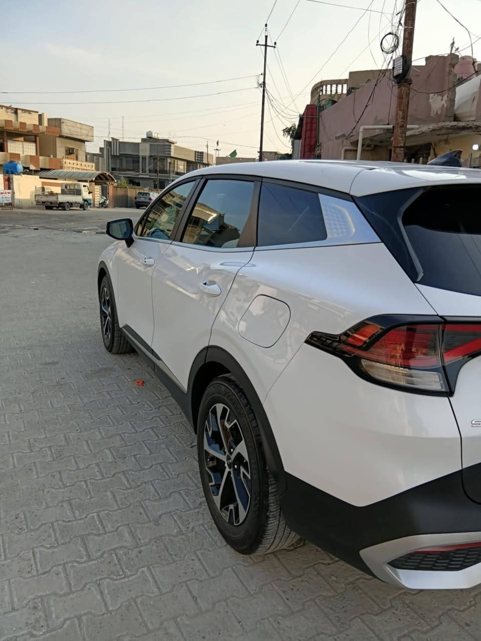 سلام عليكم لبيع سبورتج وارد امريكي مديل 2024 رقم بغداد بسمي فول مواصفات عده الفتحه كشنات كهربائيّ وجلد مكفوله من صبغ بيهه بارد بسيط ولباقي مكفوله كفاله عامه كير ومحرك مكفولات السعر 220وبيهه مجال بسيط رقم ***********
