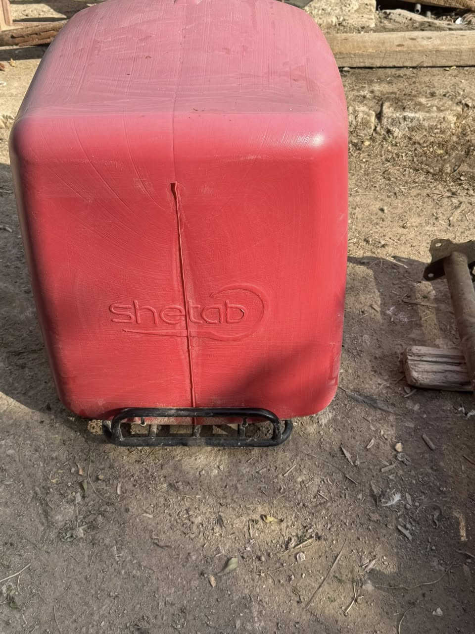 السلام عليكم صندوك  توصيل حجم كبير مع سيبايه للبيع ما متواجت فيس الشراي بخدمته ***********
