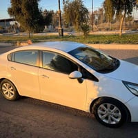 سياره كيا ريو 2015 سياره حلوه وخير من الله تبريد تدفئه  تايرات جدد وسي...