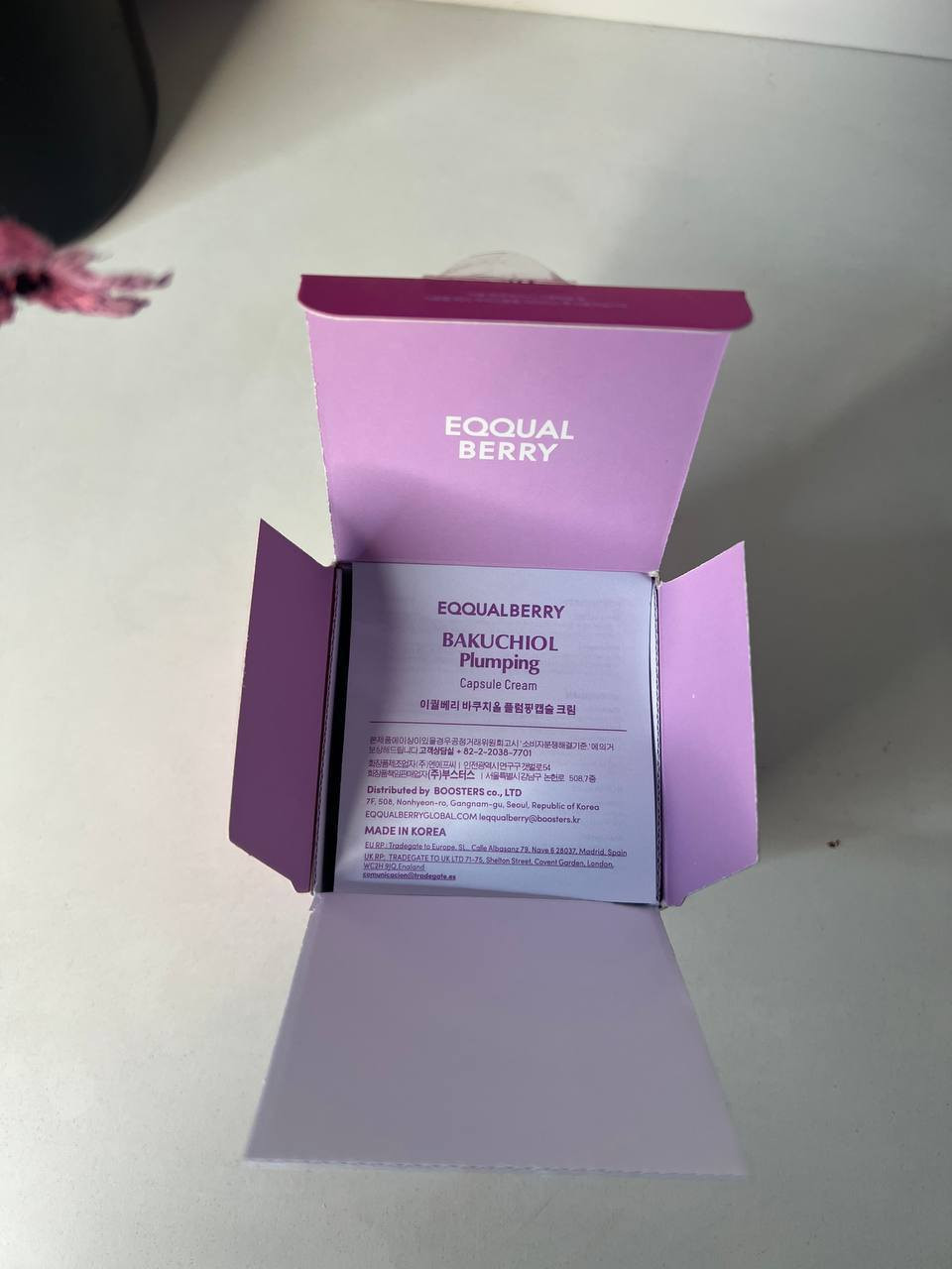 كريم ايكول بيري باركود كما موضح بالصور والفديوهات Eqqualberry Deep Cera Bakuchiol Plumping Capsule (ايكوال بيري كريم باكوتشيول الممتلئ) والمصمم لشد البشرة، ترطيبها، ومعالجة الخطوط الدقيقة والتجاعيد. 
للتواصل خاص


**إذا كنت صاحب هذا الإعلان وتريد حذفه لأي سبب، رجاءا أرسل رسالة إلى الدعم الفني**