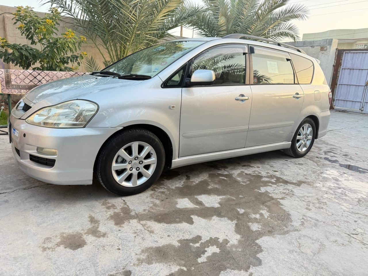 ابصم 2004 كرستال جاهزه من كلشي مكفوله
رقم بصره سنويه جديده داخل عسلي 7 راكب 

تويل  السعر 114 

***********
