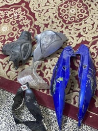 غراض ماكس عدله للبيع شرط كلهن اصليات  ولا شي تجاري الي يفيدنه  يراسني ...