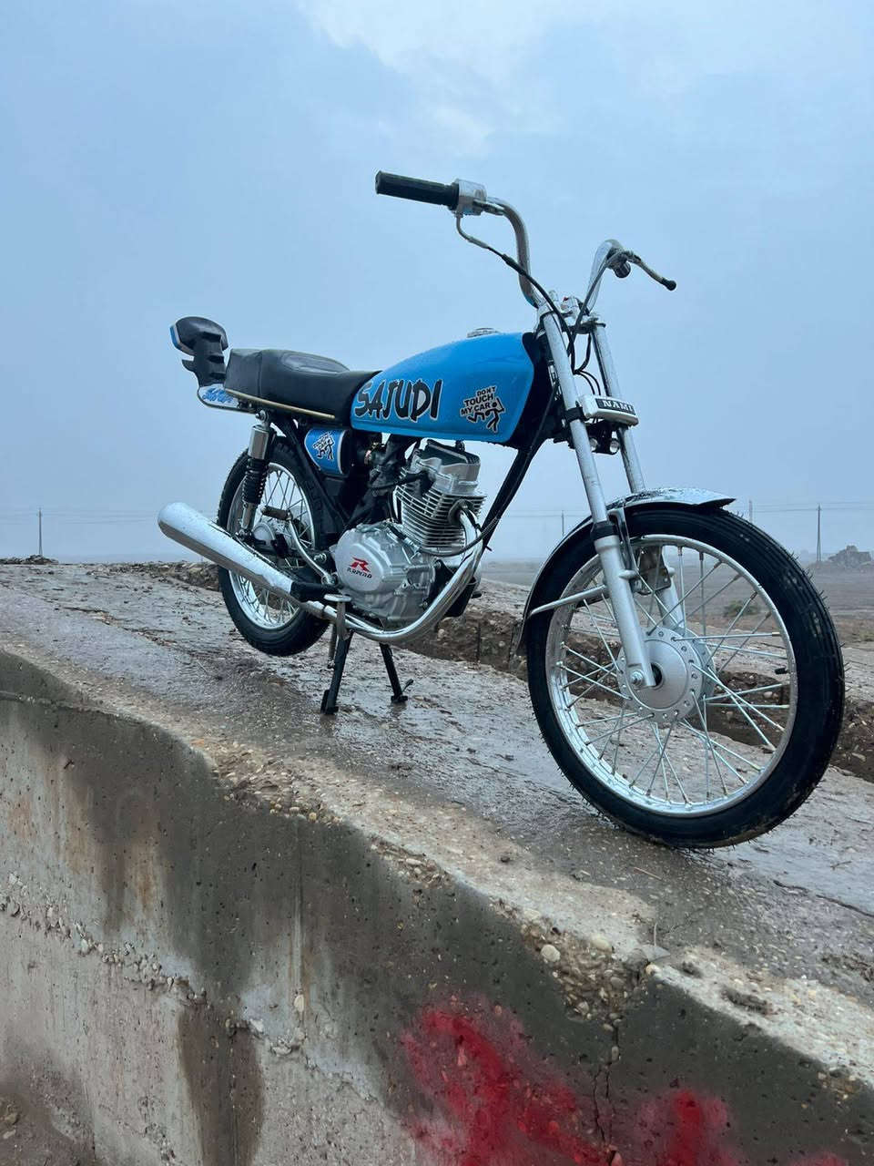 سلام عليكم دراجه للبيع  صاله 17 يوم من تعمرت ***********
