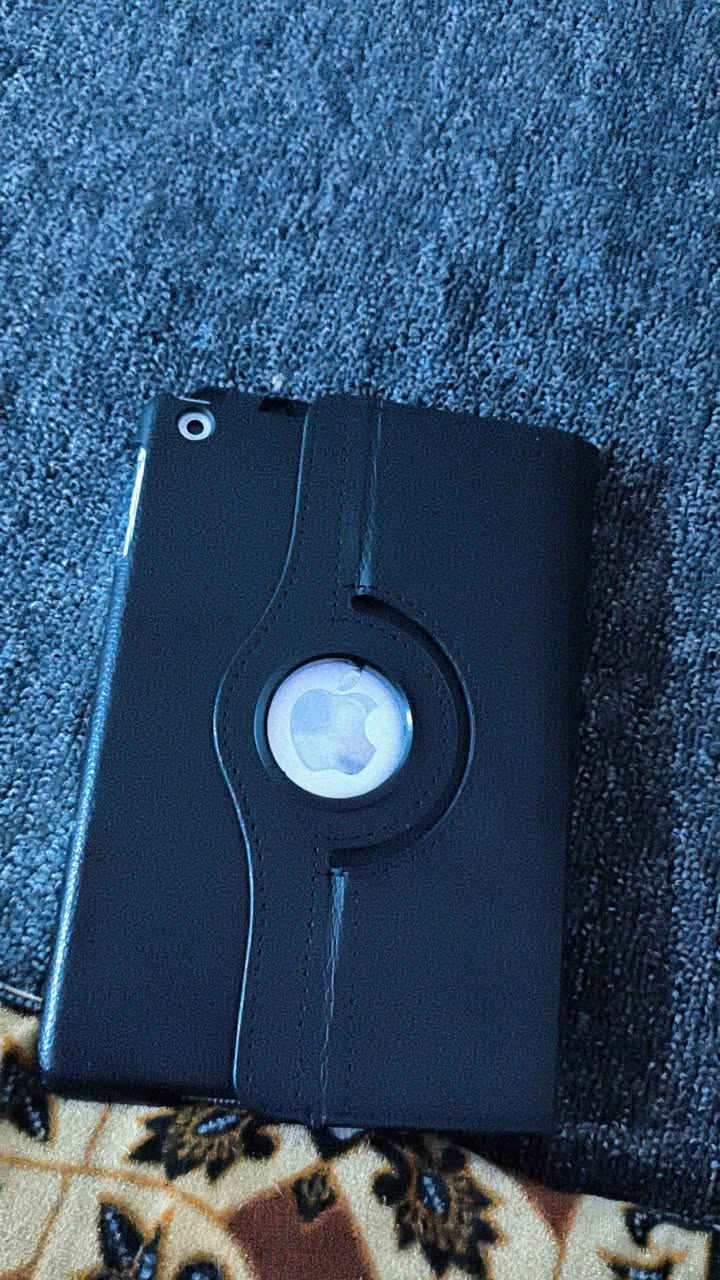 ايباد 2اجهزه للبيع سعر الواحد 35الف مال اطفال مكان نجف ثنينهم اب 70  بيهم العاب منزل  وبيهن حساب كوكل همين الاستفسار هاذا الرقم ***********
