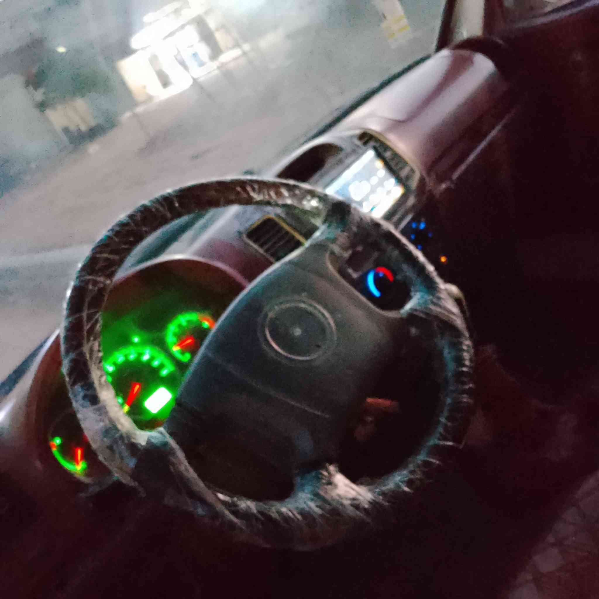 سلام عليكم سيارة فتون مديل 14 موصلية سنويه عضم عاج سيارة على وضع شركة قطرة صبغ مابيها حداديه جديده مكينه جديد مكان نجف سعر 35 وبيها مجال رقم ***********
