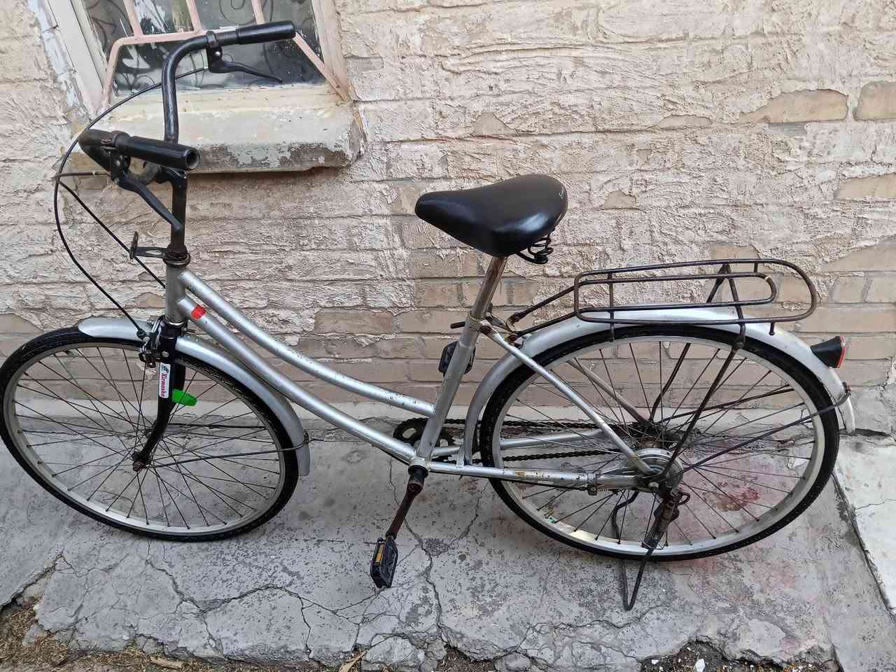 🚲 بايسكلات للبيع في كركوك 🚲
متوفر 3 بايسكلات نظيفة وجاهزة للاستخدام:
روكي | حجم 24 | لون أزرق
ياباني | حجم 26 | لون رصاصي
ياباني | حجم 27 | لون رصاصي
📍 الموقع: كركوك
💵 السعر: خاص (راسلني وتدلل)
للاستفسار والشراء، يرجى المراسلة على الخاص 📥


**إذا كنت صاحب هذا الإعلان وتريد حذفه لأي سبب، رجاءا أرسل رسالة إلى الدعم الفني**