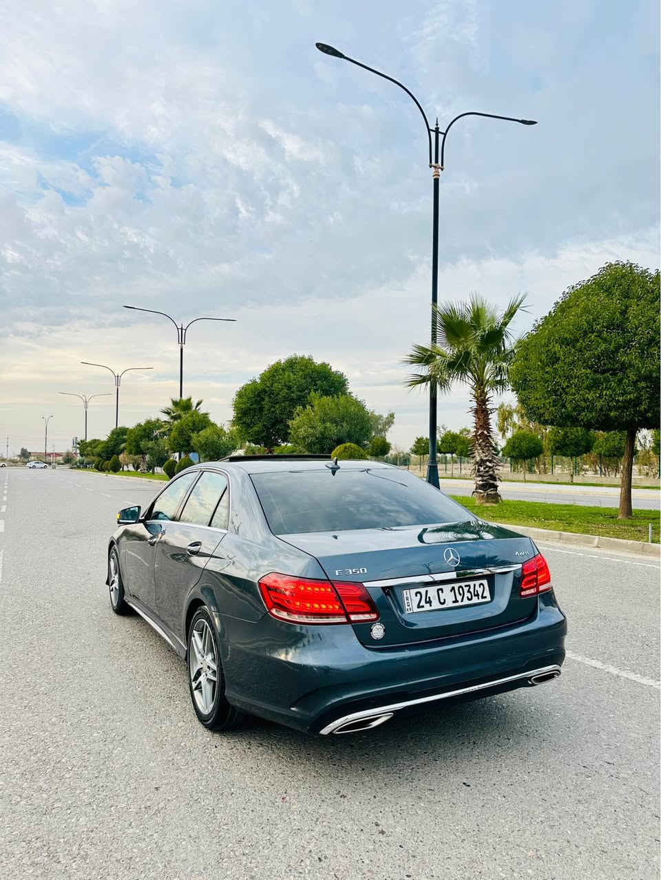 خل افاجئكم بل سعر و بسعر اقل من النتره و فول فول و ارغب و احلى فئة بل مارسيدس 💯

🇩🇪Mercedes Benz E350 4matik 2016  🇩🇪

~~~~~~~~~~ 148$💰🔒~~~~~~~~~~

للبيع فقط !!

ارغب و احلى شكل و موديل و حجم بل مارسيدس 

موديل : 2016 
وارد : امريكي 
ماشية : 75 الف فقط !!!
محرك : 6 سلندر 3500 بانزين ارغب محرك بل مارسيدس 
لون : نفطي 
رقم السيارة : دهوك الجديدة
مكان السيارة : اربيل شارع ٦٠ 

ضرر السيارة : بامريكا بي جملغ و بوند فقط .. اهنا بل عراق صارت بي طخ طخات اني ابيع حزام صبغ تكمات و سقف بشرط و شوية بي داخل 👍🏻

سعر السيارة : 💰148$💰 ورقة جوة البلاش و قفل بدون معاملة لان السيارة جوة سوك 

رقم موبايل و واتساب : 

***********
***********

**********************

مواصفات فول الفول 💯

بيبان كله بصمة و بصمة التشغيل • سلايت • رادار 360 درجة • لايتات ليد زنون • كامرة دوارة • صندوك كهرباء و شفط • كشنات كهربائي و خزن و هيتر • ستيرن هيتر و كهربائي • بردة خلفية • سماعات Harman kardon • اوتو هولد • اوتو بارك • شفتات ستيرن • دخول ذكي • قيادة ذاتية • مرايات شفط • تحكم ماوس • داخل فورماتيك • و بعد كلش كلش اهواي مواصفات ممذكور .. 💯💯

*******************

اخوان السيارة حادثه بامريكا بوند و جملغ و اهنا بل عراق صار بي طخ طخات اني ابيع حزام شوية بي داخل و ارباك فقط بردة و البقية كله شرط 💯💯

كير و محرك كفالة بدون اي خلل و السيارة حلوة و بل عافية على اليأخذه 👍🏻

سعر النهائي بدون معاملة : 148$💰 قفل لأن ماكو بهيجي سعر و هيجي مواصفات و موديل اذا بدون صبغ سعره توصل ٢٤٠$ ورقه فدوة لا تكسرون بحلال العالم و ربي يرزق الجميع 🙏🏻 أربيل, العراق
