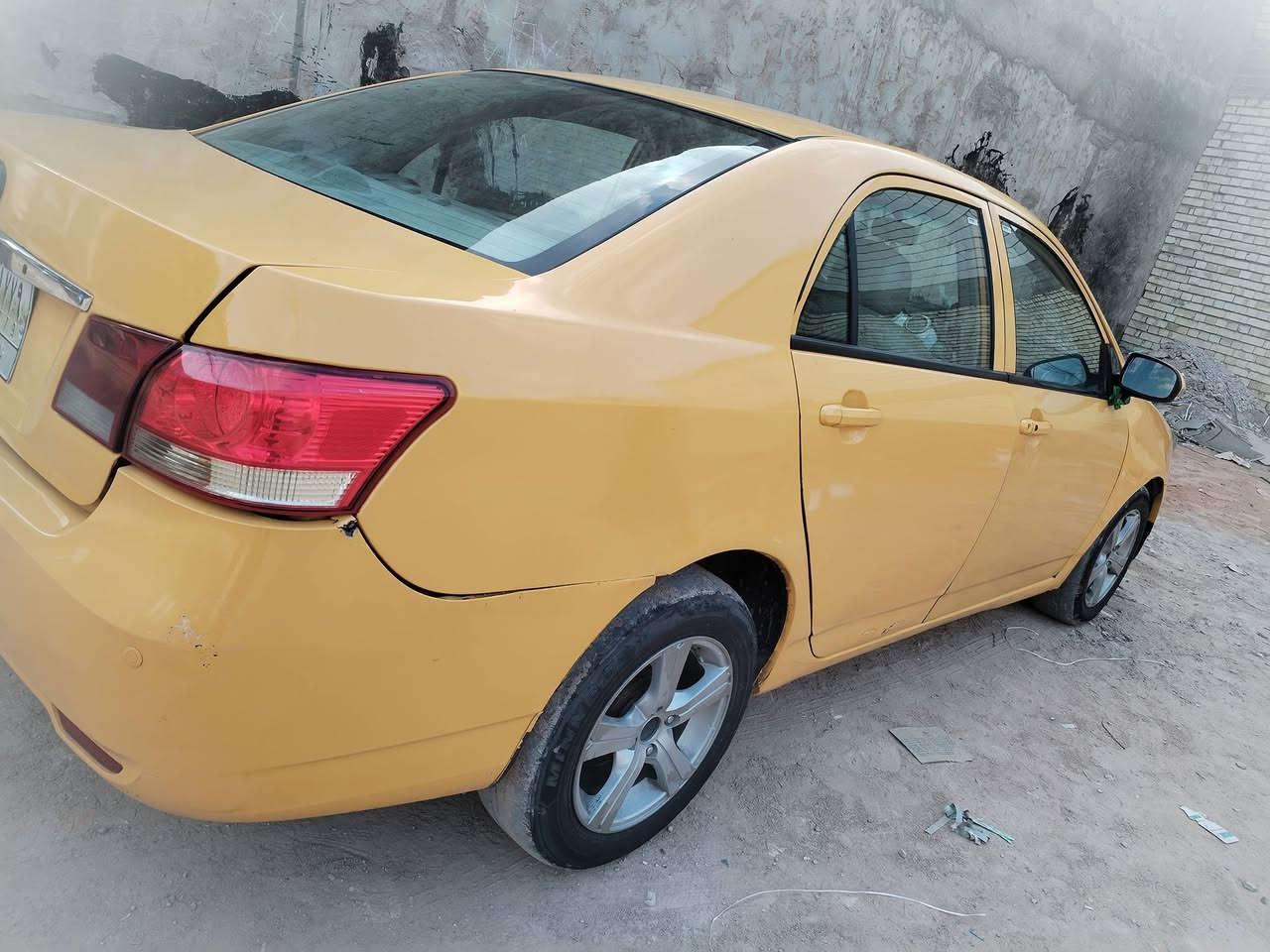 السلام عليكم بي واي دي موديل 2013 كير ومحرك كورلا مال الموصل بدون تحويل مكفوله عشائر وسرقة مكاتبة فقط جاهزة من كولشي مكاني نجف كوفه السعر 23 بيه مجال قليل اتصال واتساب ***********
