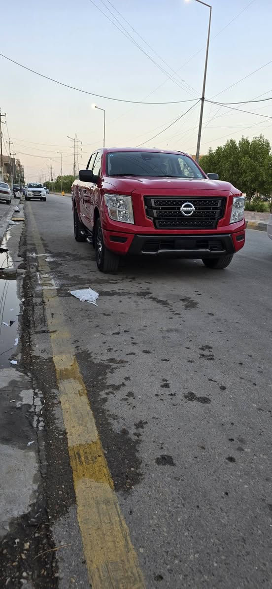 @نيسان تيتان للبيع موديل ٢٠٢٢مواصفات رادار امامي+خلفي نقطه عمياء مكينه ٨سلندر ٥٦٠٠ ماشيه ٨٨كم رقم واسط/*********** @
