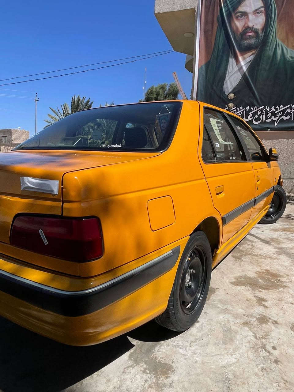 السلام عليكم ورحمة الله 
بيجو موديل 2021  رقم بغداد سنوية لل 28 
مكفولة من اي شي كير ومكينه وتبريد وحداديه تخم تاير
دواخل كشر مكفول من الضربه والصبغ والتبديل والبارد  مال جناي اعبد واكرر مال جناي السياره وكلش حلوة وكاعده مكاني كوت *********** السعر 65 وبيهة حك الجيه مجال بسيط شراي بخدمته دهل اوران, واسط
