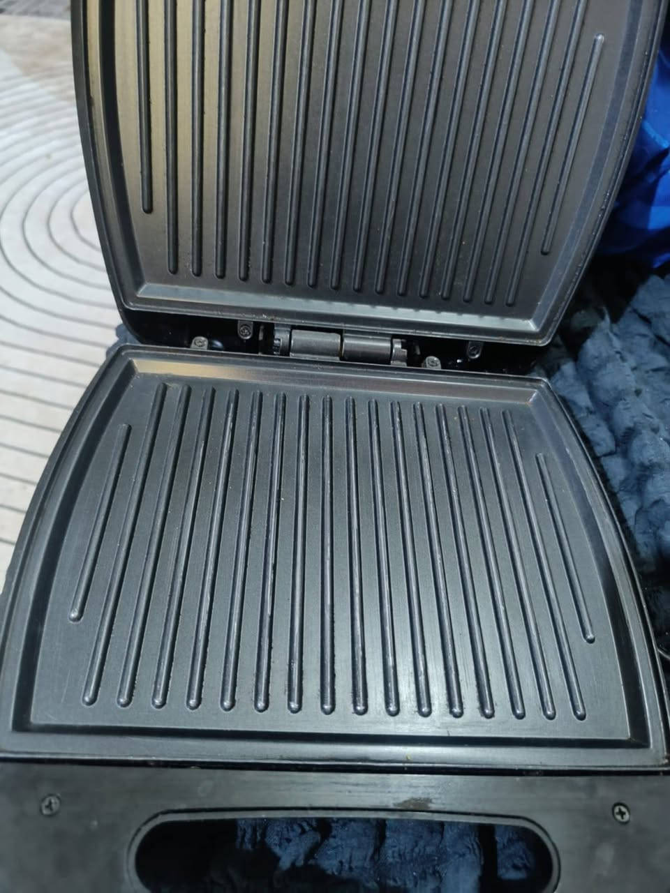 مستخدمات استخدام كلش نضيف 

كابسه صاج ب20
قلايه هوائيه ب80
فرن ب90
@إشارة


**إذا كنت صاحب هذا الإعلان وتريد حذفه لأي سبب، رجاءا أرسل رسالة إلى الدعم الفني**