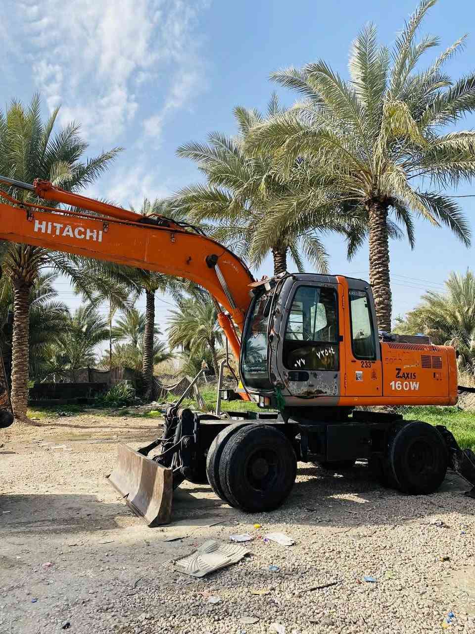 حفاره للبيع زت موديل 2004 
***********
