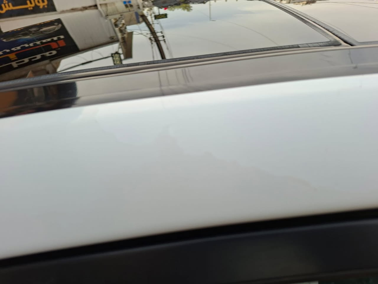 السلام عليكم
سوناتا 2011
خليجي
كير مكفوله
مكينه مكفوله
صدر جديد 
منظومه تبريد وفريز جديده
بانوراما 
كرسي كهرباء
مري شفط
اشاير بالمري
ماشيه 145 الف
رقم بغداد 
تحكمات ستيرن

السياره مكفوله عده بس بيها كلير للحفاظ علئ الصبغ مالتها وحاليا الكلير ديتكشر ويطلع الصبغ الاصلي مالتها يعني فقط كلير وديوكع هسه ويطلع صبغها لاصلي واكو تعديل جوه لمرايه ماشره بالصور واكو تكحيل بالبنيد شي قليل كم اصبع جارد هل مكان شوي 

مكان السياره بغداد زيونه 
***********
سعرها 118 وبيها مجال لشراي
