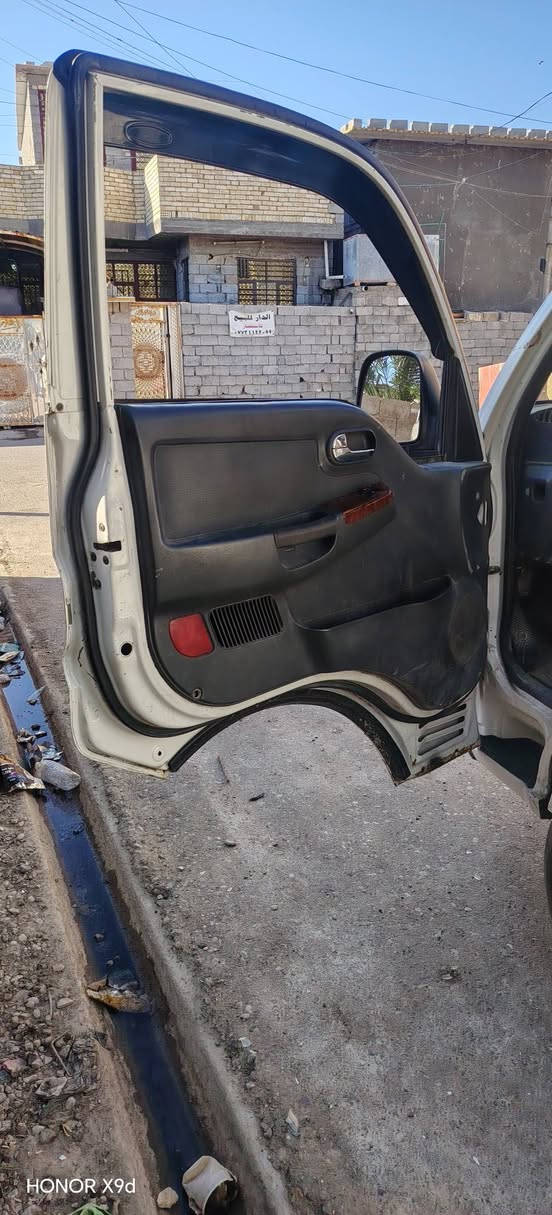 مسكر ٢٠٠٨ رقم بغداد بسمي سيارة جاهزة مكينة جديدة بم ونوزل سدر ويالة كلج كلة جديد سيارة خير من الله جان بيهة خياس بل داير والدوسة شديت مال كصل وبيهة رشات صبغ وتفاصيل نتصل وتدلل مكلف بل نشر سعر ٩٦ وبيهة مجال حك الجية المايعجبة سعر خلي يعبر المنشور رقم صاحب سيارة *********** عنوان بغداد معامل حسينية
