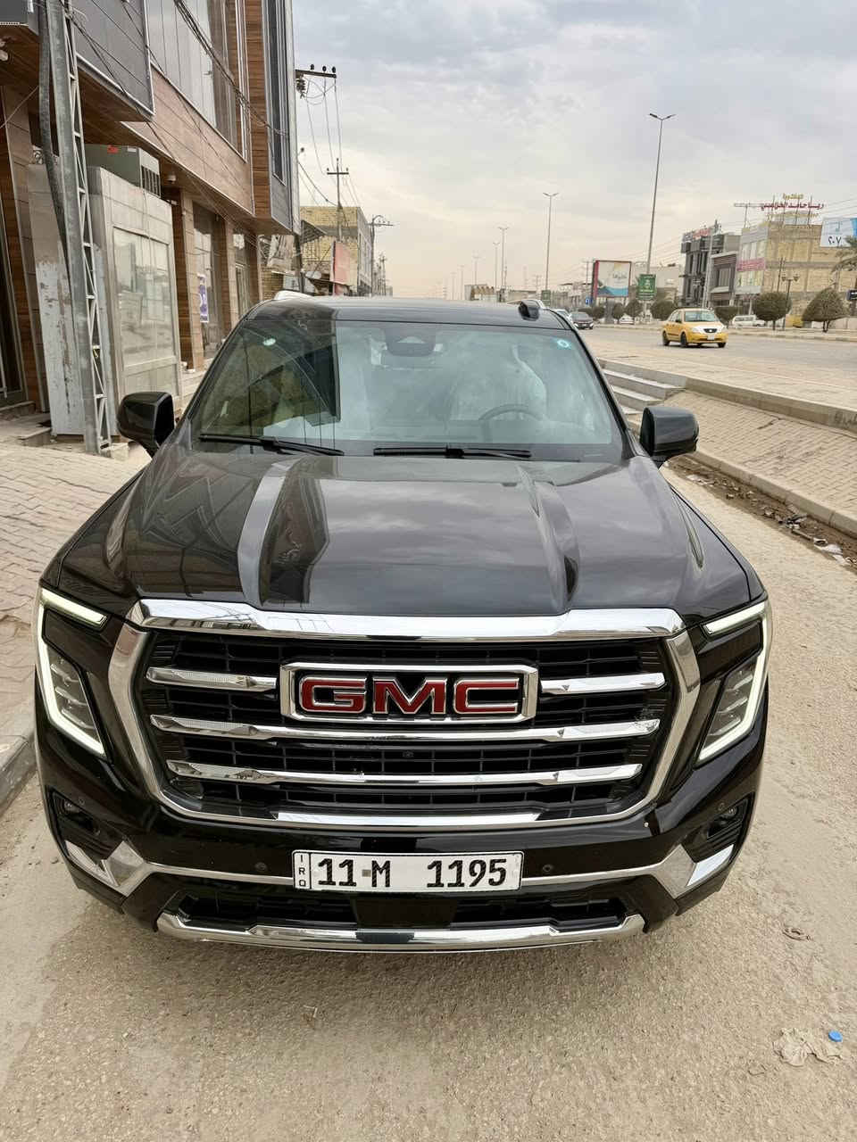 جمسي يوكن الفيشن 2025 خليجي
رقم بغداد  مميز كفالة عامة بحالت الوكاله 

مغلفة PPF درجة اولى 

ضمان وكاله المنصور 

ماشية 11الغ كم  

حجم المحرك 5.3 V8 

ويل 20 

مقاعد جلد وتدفئة 

تشغيل عن بعد                     

باب خلفي كهربائي 

كراسي امامية كهربائية 

كراسي خلفية متحركة كهربائية 

ميموري خزن كرسي السائق 

حساسات أمامية وخلفية 

شاشة Apple Car play 

4 كاميرات 360  

3 قطع تبريد

سعر (660   )وي رقم  1195بغداد

للستفسار ***********
