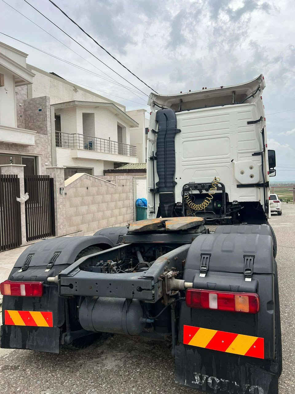 فالفو شيطان سنكل امامي حجم 460 كير اوتماتيك هاف قماره 3خطوط مرسمه سايلو فصل وربط شرط كير محرك شرط شاصي مكفول قماره بدون صبغ سياره جاهزه بدون نقص شرط التحويل 
موديل 2006
عنوان كركوك طريق المطار مقابل جسر حزيران 
معرض المتوكل 
***********
***********
***********
