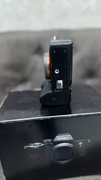 كاميرا سوني ايسفن فور لبيع سعرها مليونين 100(07712445331)