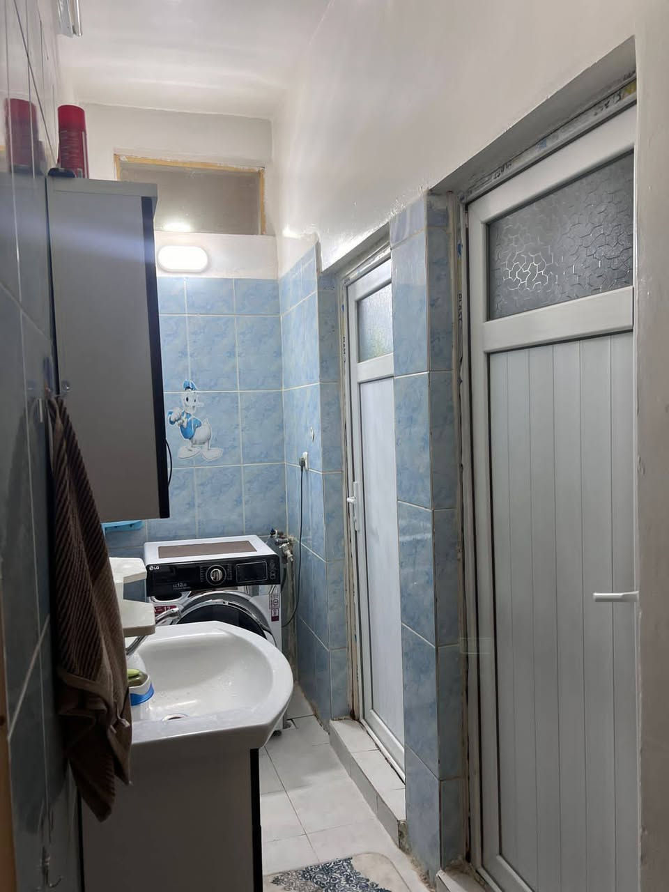 ؜🏠 عروض مكتب الرحمن 🏠
ـ ـ ـ
#اليوم جبتلكم عقار  راقي في منطقة راقية 
🔻 ( دار  للبيع طابو ملك صرف)
    

#المساحه.:  ٢٠٠ متر 

#العنـوان 📍 : حي الواسطي خلف مول حاجي زياد ثاني فرع 
 #طابق الاول 
#استقبال #كراج سيارة _ مطبخ   هول _  غرفتين نوم كبير مجموعة صحيات

#طابق الثاني
 #غرفة نوم  مع بيتونه#

#السعر: فقط اكتب تم ويصلك السعر على الخاص

ـ ـ ـ
نستقبل جميع العروض للدور السكنية والتجارية والزراعية بكافة مناطق كركوك
للمزيد من المعلومات مراجعة مكتب الرحمن للعقار
🔸ساحة الاحتفالات - ️شارع الغذائية - مجاور صيدلية ضحى عدنان.
أو الاتصال على:
***********
***********
*********** @إشارة@إشارة
