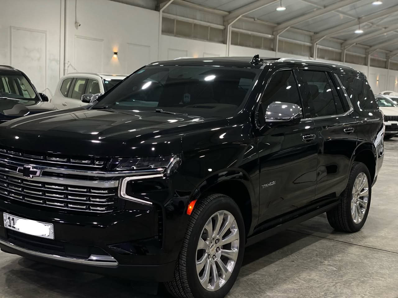 شيفروليه تاهو 2024 فئة برايمر فول 1/1 خليجي وكالة
 المنصور ام ضمان ماشية 7 الاف كيلو على وضع زيرو مغلفة PPF علامة سوداء 
السيارة رقم بغداد الجديد بسمي تحويل مباشر بنفس يوم
السيارة مكفولة كفالة عامة بدون اي ملاحظة ومغلفة PPF 
والسيارة مفحوصة سونار كامل و أبيع شرط الفحص و الاستفسار عن ال 
السعر اتصل وبيك خير وتدلل  مكاني هو بغداد الكاظمية ورقمي للاتصال او استفسار ***********
والسيارة فول مواصفات 1/1 جكات و 5 كامرات ودوس 
كهرباء و مري كروم و رادارت 360 درجة و كراسي جلد و
كهرباء وتدفئة وتبريد و بنوراما و دشبول ديجتال و شاشة
كبيرة اصلية وشاشات خلفية اصلية وصندوق كهرباء و 
ومحرك 8 سلندر حجم 5300 وبعد هواي مواصفات و
