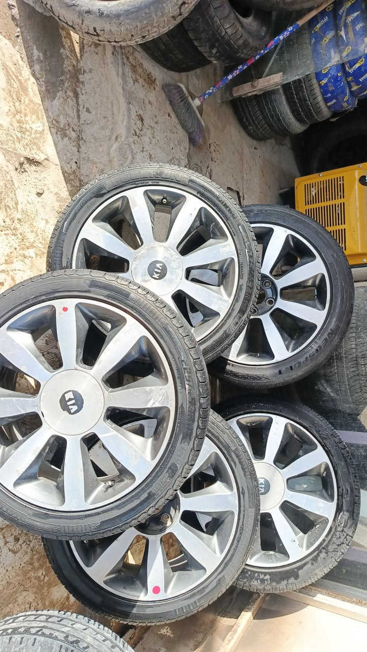 ويل كب خليجي عدد ٥ قياس ١٨ كلش حلوات للبيع سعر ٣٠٠ الف
مكان ناصريه سوق الشيوخ ***********
