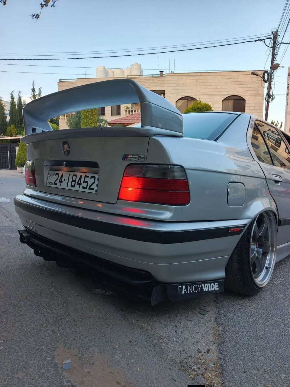🚨🔥 BMW E36 M3 Look… وحش التسعينات 🔥🚨
BMW E36 – 1993 (محولة 1997 M3) 😈

💥 ستايل M3 كامل + تعديلات نار 💥
الموديل: 1993 محولة 1997 بالكامل M3
الموقع: 📍

━━━━━━━━━━━━━━━
🔥 الإضافات والتزويد:
كت M3 كامل 😈
كت هيدروليك 8 حركات 🔥
جنط 18 + كوشوك بالورق 🛞
LED عدد 6 💡
غرفة M3 كاملة
طارة M3
تابلو M3 😎
فتحة كريستال
دفيوزر M3 الأصلي 🔥
كمبيوتر معدل

━━━━━━━━━━━━━━━
🚀 الحالة:
الموتور 25 عالرخصة 20
مرخصة طويل ✅
كير + مكينة + تبريد خير من الله 😈
ويّاها فردتين كوشوك خلفيات وكالة بورقتهن 💯

━━━━━━━━━━━━━━━
💰 السعر؟

اكتب (BMW) بالكومنت 📩
ويصلك السعر مباشرة على الخاص 🔥

━━━━━━━━━━━━━━━
🚨 عندك سيارة للبيع؟ 🚗
أرسل الصور والتفاصيل، وسنقوم بعرضها على صفحتنا مجاناً 🔥
فرصة للوصول إلى عدد كبير من المشترين 💯

━━━━━━━━━━━━━━━


**إذا كنت صاحب هذا الإعلان وتريد حذفه لأي سبب، رجاءا أرسل رسالة إلى الدعم الفني**