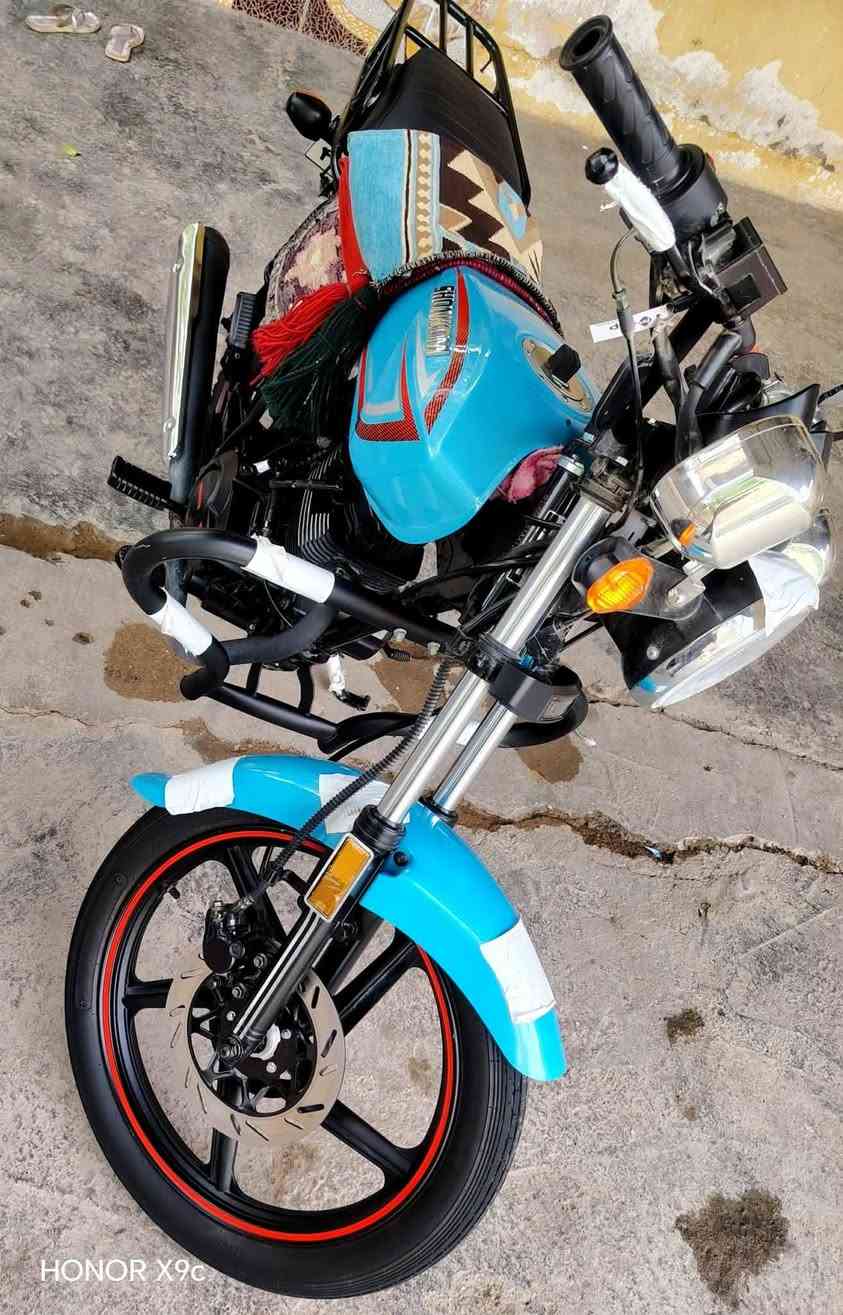 مكلف بالنشر 
سلام عليكم 
دراجه شاينك
موديل 2026 كفاله عامه
ب900 وبيه مجال للشراي 
مكاني محاويل
جسر علي ابن الحسين
للتواصل ***********
