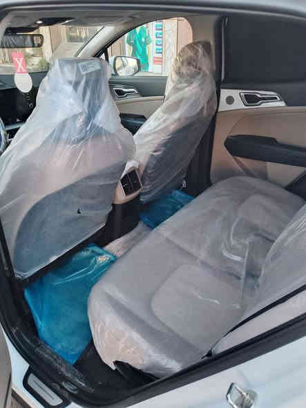 السلام عليكم شباب للبيع سبورتج موديل 2025 ماشيه14 الف وكالة الشركة الدولية العراقية ام الضمان
رقم بغداد (الدولي الجديد)
كت السيارة لماع ( بيانو بلاك)
مكفولة كفاله عامة
بنوراما 
بصمه تشغيل 
باب خلفي كهرباء 
كراسي كهرباء 
كراسي هيتر 
استيرن هيتر
مكينه 2000 دوش
هاند بريك بصمه
شاحن واير ليس 
شاشه ابل كار بلي 
اريل نفكيتر
كامره دواره
دشبول ايباد
قطعتين تبريد
حساس امامي وخلفي 
لايت زينون + LED
كشافات زينون
بكلايت LED
ويل كب 19
شفتات مقود
مثبت سرعه
نظام مانع الانزلاق 
نظام نزول منحدرات
نظام الايزو فكس
درايف مود SMART/SPORT/Eco/NORMAL
اشاير بل مري والمري قابله للطي
مخارج USB + مخرج كشن USB
تطعيم الدواخل المنيوم + اسود لماع 
السعر 248 وبيه مجال‭0785 268 1999‬
