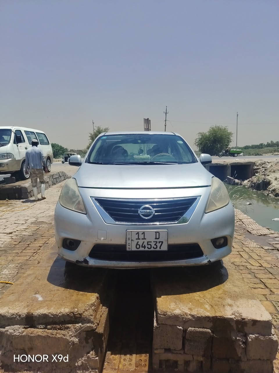 نيسان فيرسا 2012/رقم بغداد
صدر محرك بصحه جيده بس عندي خلل بل كير مرات يحمه
رون ميصعد كهربيات كلها شغاله/كروز مثبت سرعه كله شغال تحكم بل مري مستعجل عله بيعه /78ورقه/عنوان سيارة بغداد مدينه الصدر/***********
