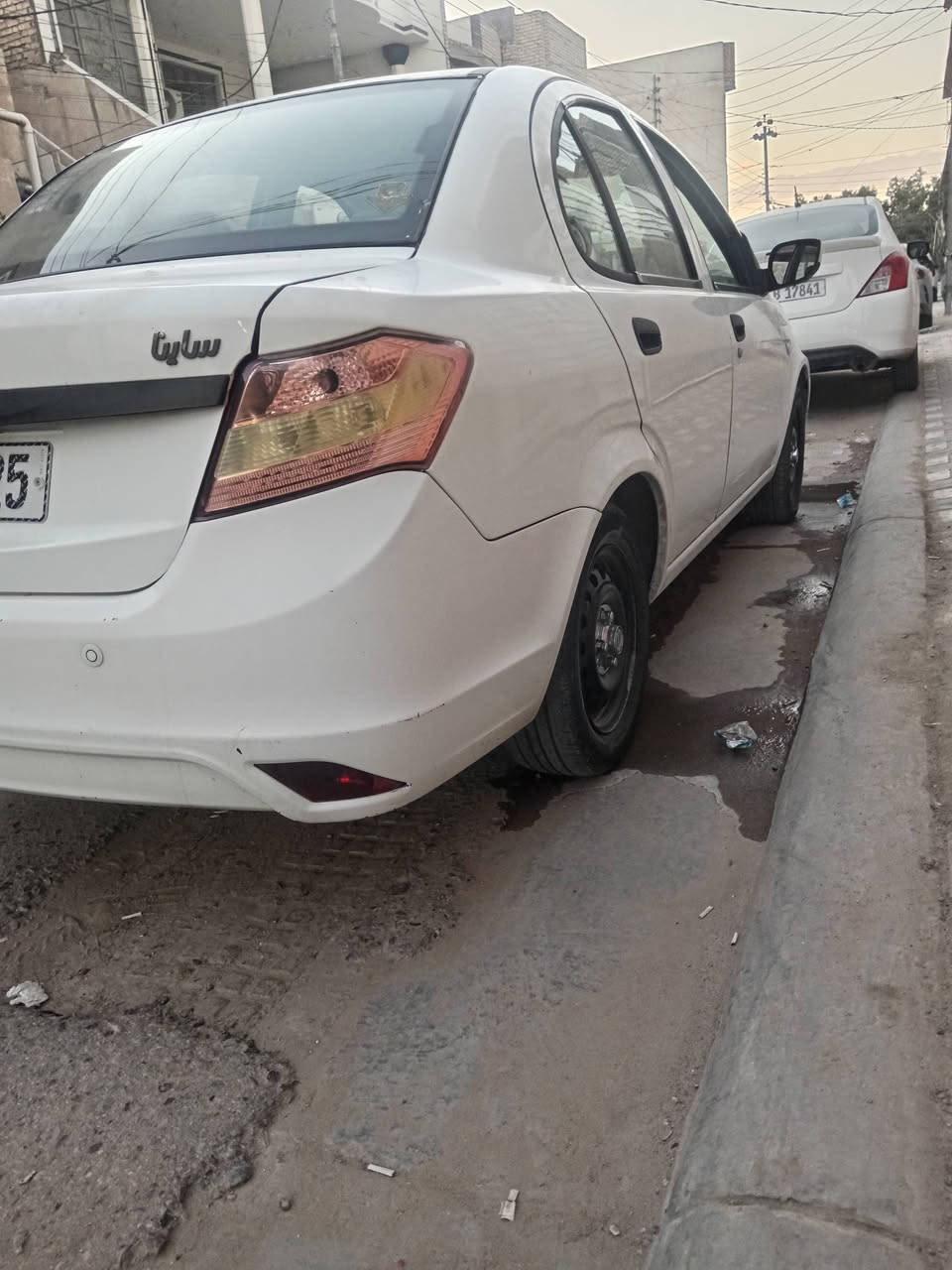 السلام عليكم سياره ساينا 2020 سياره خير من الله كير محرك تبريد كله بجيس مكفولل سياره بيها بس بارد بلباب الخلفي الباقي مكفول تجي وتشوف بعينك سعرها ب63وبيها مجال حك الجيه *********** مامتواجد فيس
