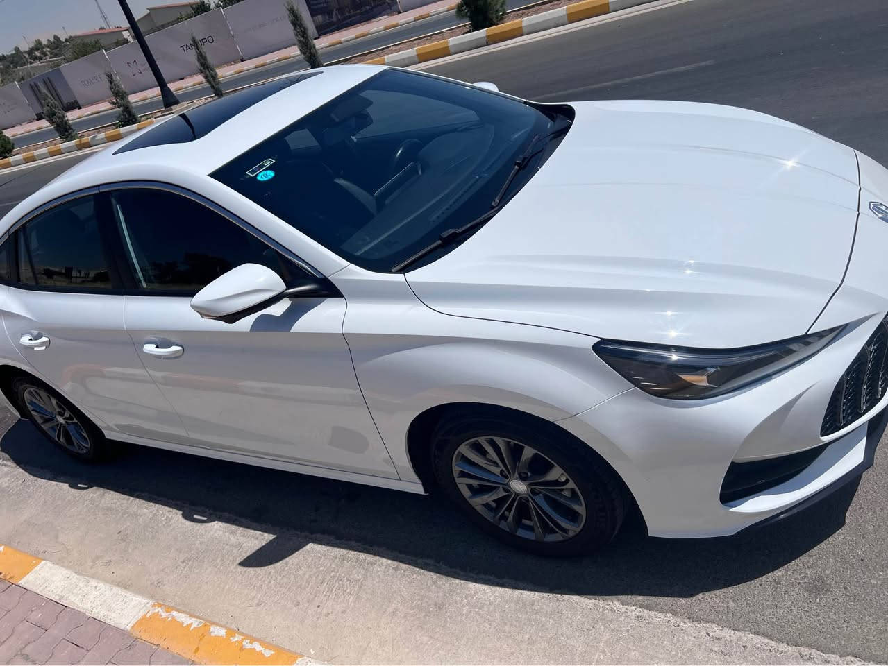 بۆ فرۆشتن: MG GT مودێلی 2025، 23,000 مایل، زۆر پاک و بۆ زانیاری زیاتر یان هەر پرسیارێک، تکایە پەیوەندیم پێوە بکە.*********** السليمانية, العراق
