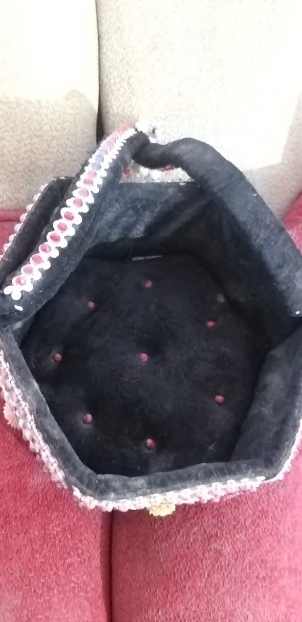 البيع حافضات كلنس شغل يدوي عنوان حله شارع الحسينيه


**إذا كنت صاحب هذا الإعلان وتريد حذفه لأي سبب، رجاءا أرسل رسالة إلى الدعم الفني**