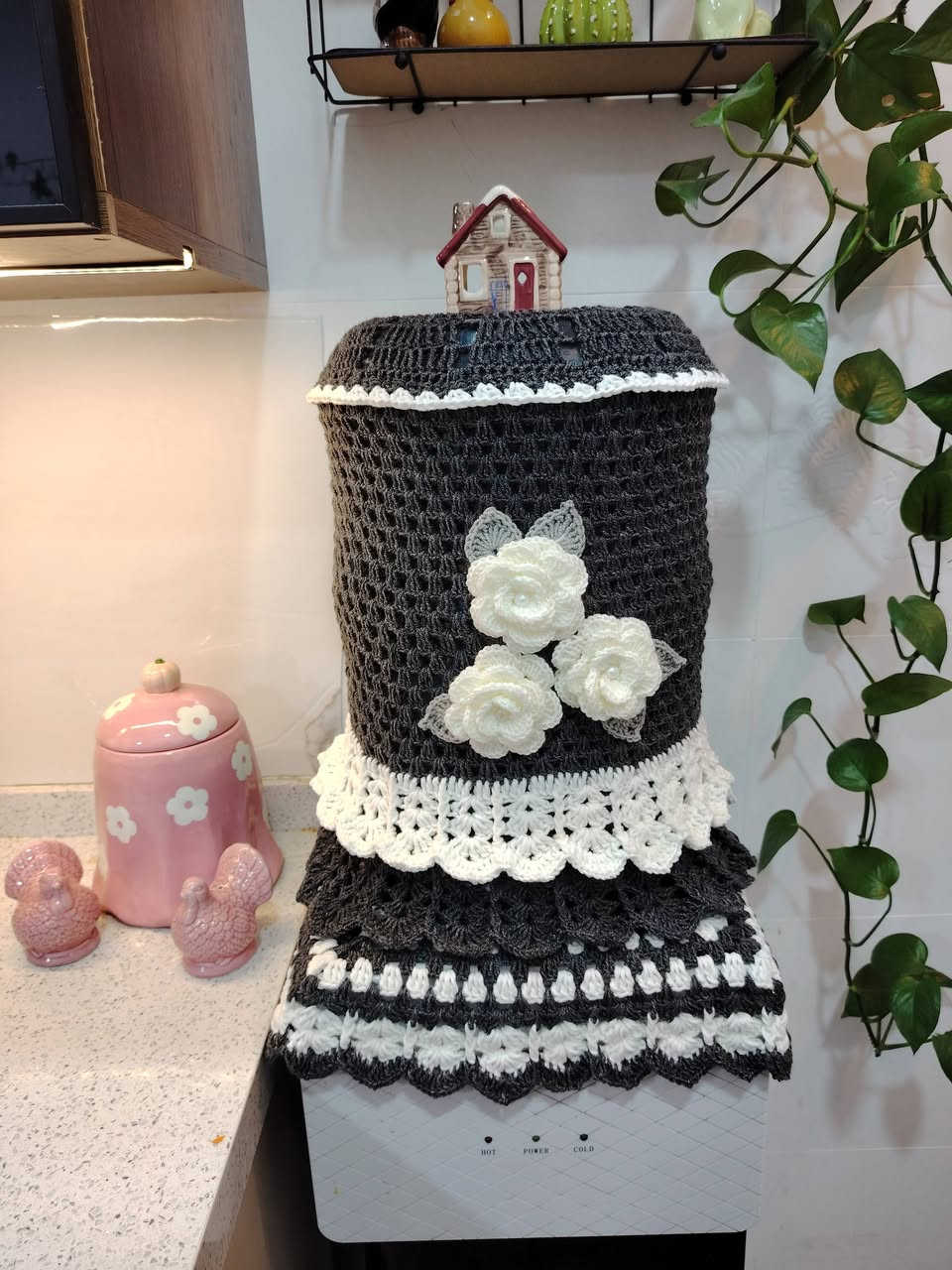 غطاء دبة البراد حسب الطلب الالوان والتصميم حسب اختياركم اكيد السعر ١٧ مع التوصيل لجميع محافظات العراق #اشغال_يدوية #مشاهير_العراق #بغداد #هاندميد #كروشية #العراق #غلاف_دبة_البراد #تلبيسة_دبة_البراد #غطاء_براد #نجف #كربلاء #دهوك #موصل


**إذا كنت صاحب هذا الإعلان وتريد حذفه لأي سبب، رجاءا أرسل رسالة إلى الدعم الفني**