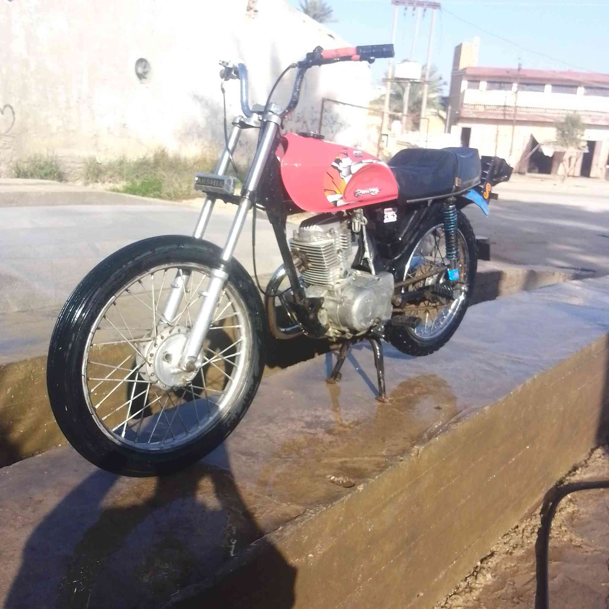 السلام عليڪم دراجه للبيع شاصي موديل 20 مڪينه ارشاا دراجه خير من الله والشراي بي خير ويدلل التفاصيل اتصل ***********
