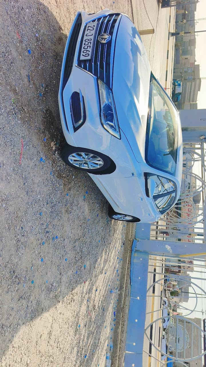 MG5 مديل 2023 السياره جاهزه من   محرك وكير وتبريد وكهربائيات مناقصها شي
الضرر بيها بارد صفحه العبري  وشويه صبغ من البنيد   مكاني البصره التنومه الصالحيه السعر 90 وبيها مجال بسيط
***********
