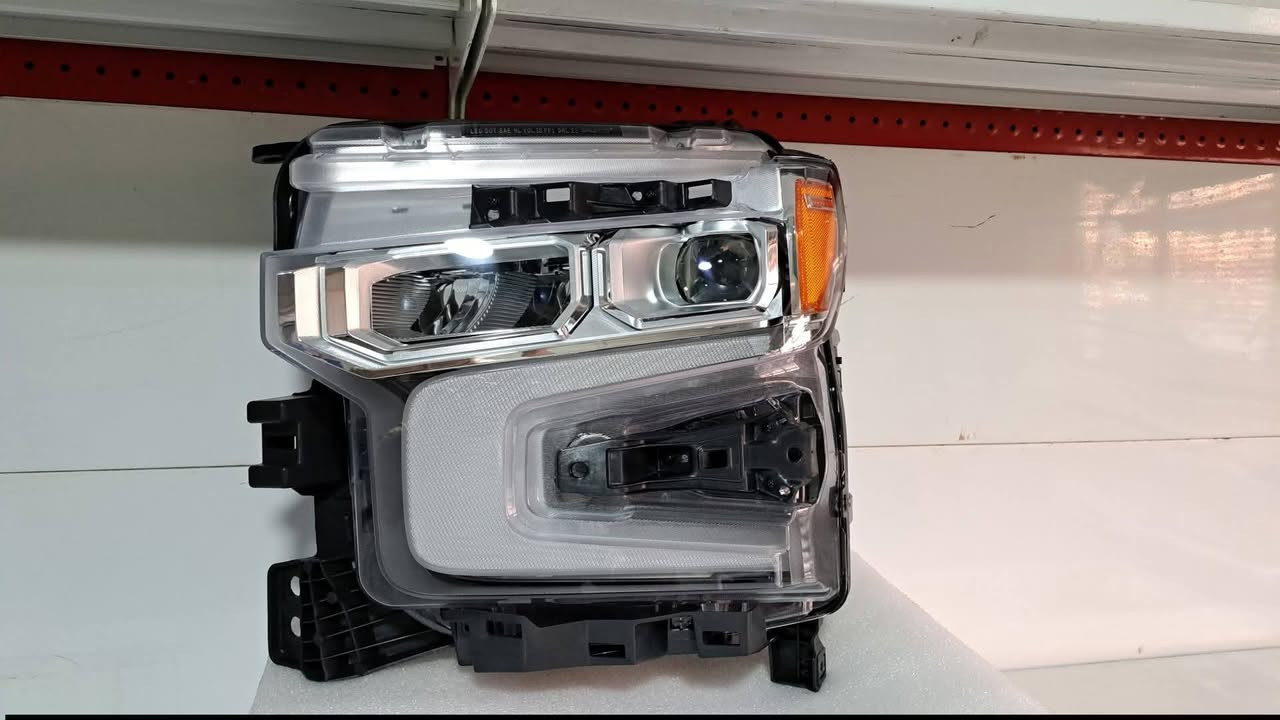 لايتات تيران دنلي ٢٢-٢٣ دورنكو، كومباس جوه السوك ب١٠٠ دولار درجة اولى وبي ضمان تصفية مخزن كل شي عندي منه زوج زوجين بس ***********
