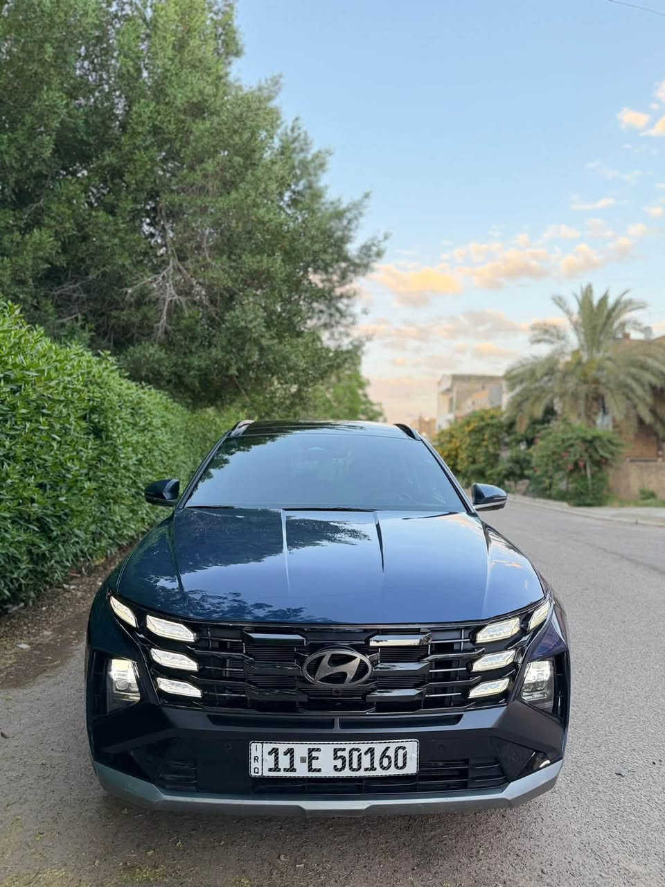 2025 Tucson limited 
توسان لمتد اعلى مواصفات 
رقم بغداد دخول جديد
ضرر بسيط قطعتين صبغ بنيد وقبق جنطة صندوك ضرر سطحي بدون لا شواصي ولا لغد باقي السيارة كفالة 
ايرباك ستيرن فقط 
السيارة جديدة ودخول جديد واخت الزيرو بعدها 
ماشية 2000 فقط 
1- محرك 2500
2- بانوراما 
3-اربع كامرات امامي وخلفية وجانبية بالمرايات 
4- حساسات امامية وخلفية ١٢ حساس
5- رادار امامي وجانبي وخلفي نقط عمياء 
6-تتقدم وترجع بالبصمة 
7- كشنات جلد ابيض وكهرباء الاماميات 
8- تبريد وتدفئة كشنات امامية وستيرن تدفئة وكشنات خلفية تدفئة 
9- كير تعليك و شفتات ستيرن 
10-خزن كشنات
11-لايتات عدسات تختلف عن العادي
12- صندوق كهرباء ومن تقترب منة يفتح  
13- داتا شو تعرض على الجامة الامامية 
14- سستم صوت Bose 
15-اوتو هولد
16- مساعدة النزول من المنحدرات 
17-شاحن تلبفون واير ليس 
18-حساس قراءة العين 
19-الوان داخلية تتغير ١٠ الوان بيها 
20- انارة داخلية led 
21-شحن تايب سي 
22- ويل كب حجم ١٩ 
23- شاشة كبيرة ابل كار بلي واندرويد اوتو 
السيارة جديدة ومابيها اي نقص 
مكان السيارة بغداد
السعر 237$ وبيها مجال 
***********
