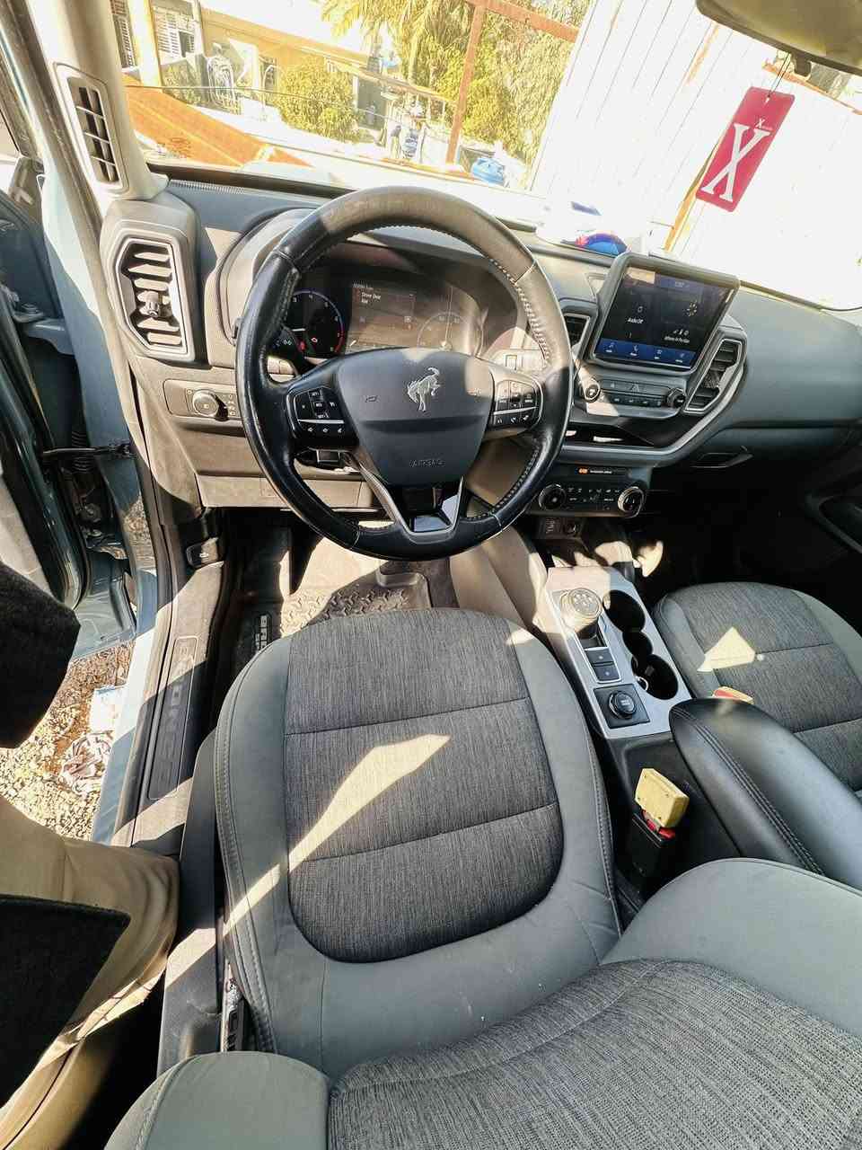 سلام عليكم فورد برنكو سبورت 2022  💫
السياره نضافه فول 
ماشيه 50 الف 
رقم بغداد
تحويل ثاني يوم 
حادث السياره جاملغ واحد 
*********** 
***********
