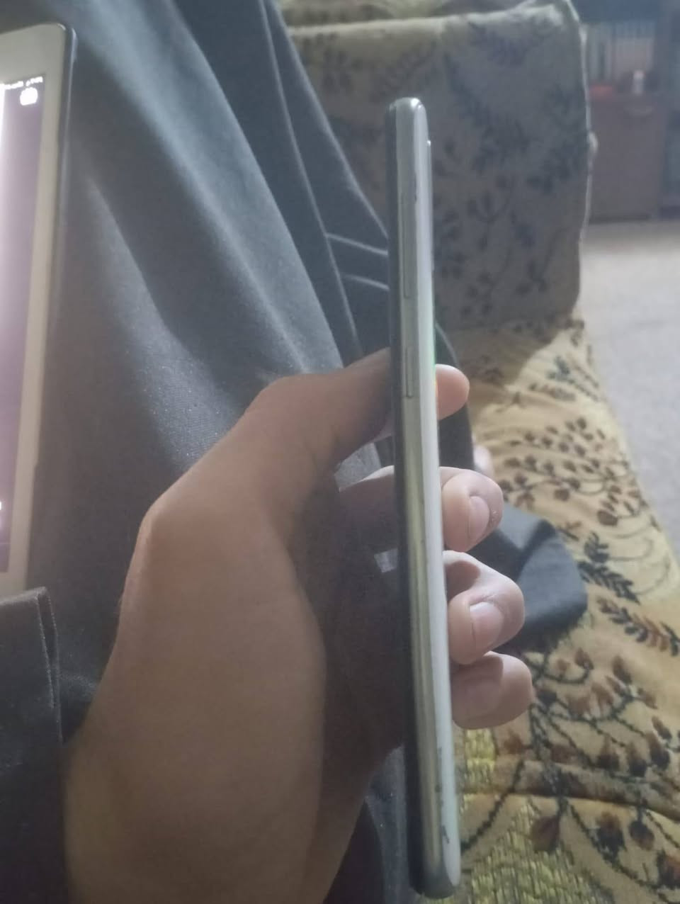 جهاز سامسونج A50
للمراوس بجهاز بوكو او انفنكس
ذاكرة 128
داخليه4
الجهاز مفتوح مبدل شاشه 
وسماعته صوته شغال وطبيعي بس مو تمام الصوت 
دبل سيم كارت 
شاحن تايبسي 
تفاصيل تواصل على الرقم 
***********
مكاني نجف
